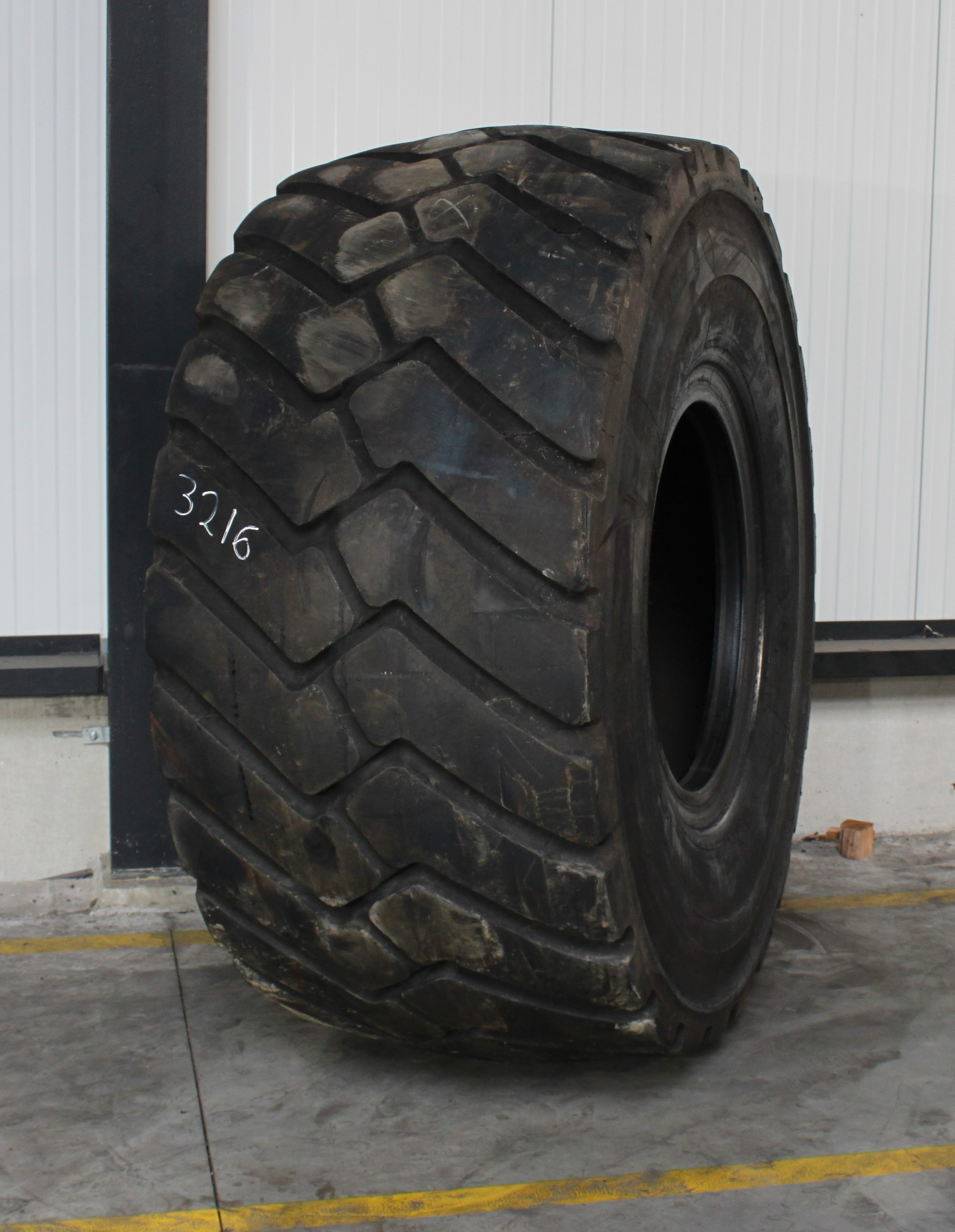 R Used Michelin Xld L Tl Mm Cosm Rep Heuver