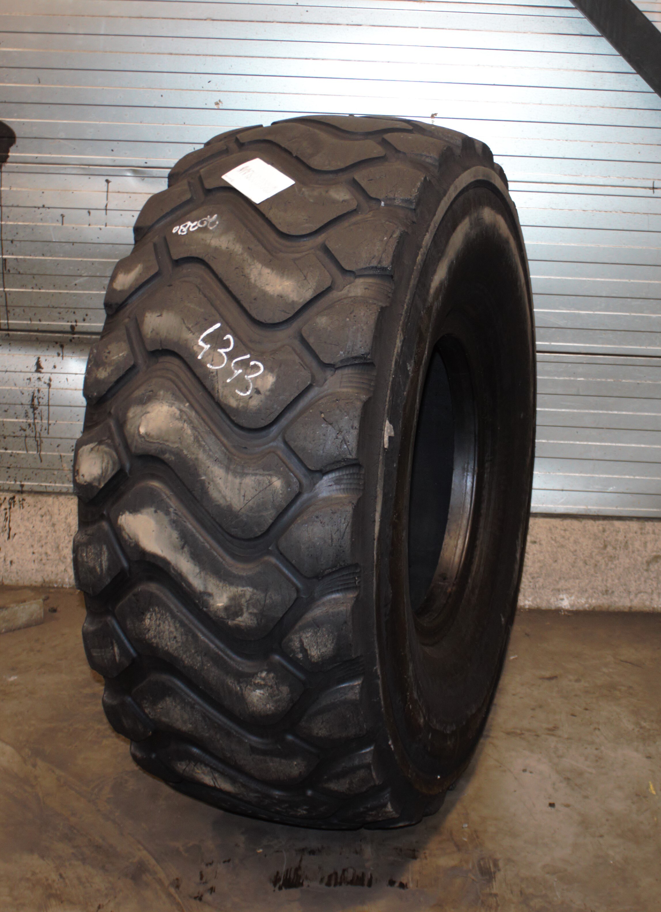 R Used Michelin Xha A L Tl Mm Regrooved Cosm Rep