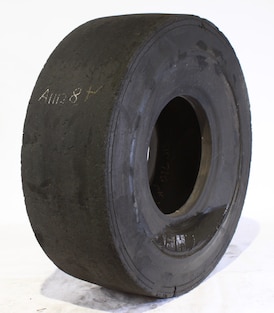 20.5R25 GEBRUIKT MICHELIN XSM L-5S TL 48MM 62% A11128 ONLY SOME COSM REP