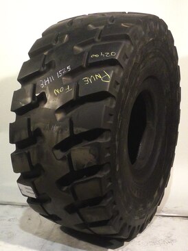 29.5R25 USED MICHELIN XTXL 58MM 98% 3H11-1525 ONLY SOME COSM REP