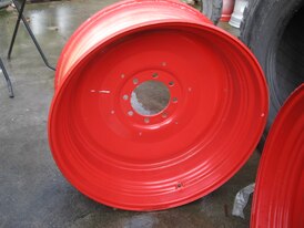 16-38 WHEEL USED RED 221-275-8 A3 ET-110 V7198 DEMO VAST CLAAS 1 KANT GELAST
