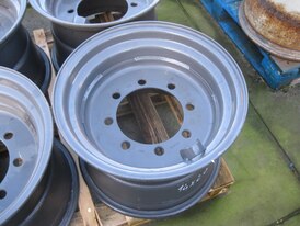 14-20 WIEL GEBRUIKT GRIJS RAL 7024 221-275-8 A3 ET+40 V7088 DEMO VAST ACCURIDE 1 KANT GELAST