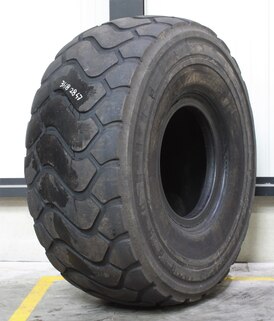 26.5R25 USED MICHELIN XHA2 A2 ** L-3 TL 14MM 34% 3H8-2847 REGROOVED