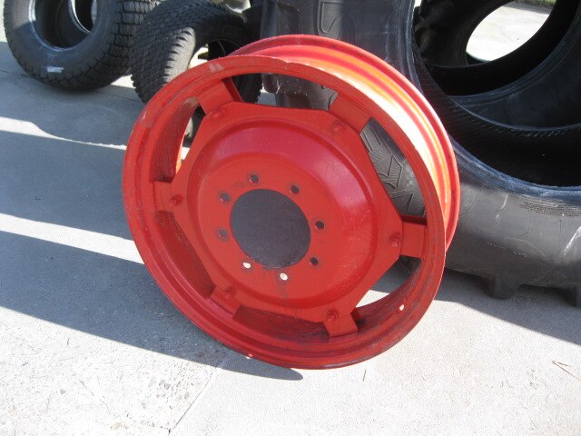 10x32 WHEEL USED FENDT RED 221-275-8 A2 ET+130 V7237 VERSTELBAAR 6 NOKS ...