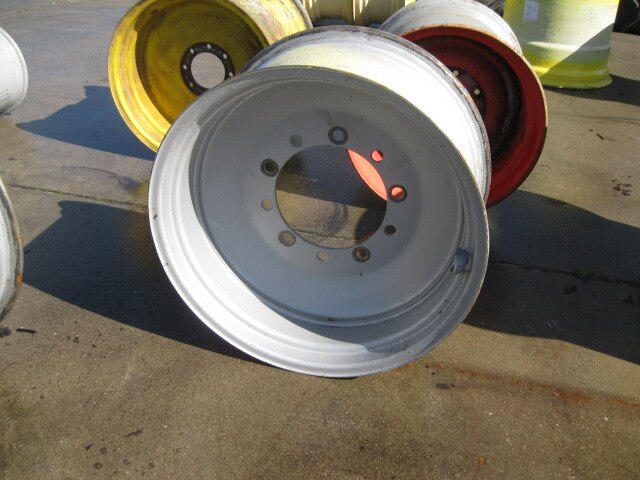 15x28 WHEEL USED SILVER 281-335-10 A3 ET-25 V7273 VAST 1 KANT GELAST ...