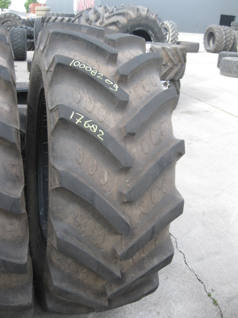 480/70R30 USED BKT AGRIMAX RT-765 141A8/141B TL H17682 86% | Heuver