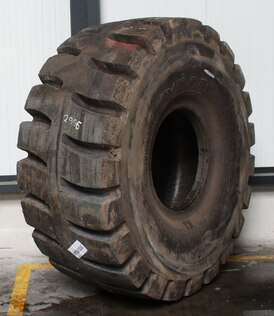 26.5R25 OCCASION GOODYEAR RL-5K L-5 TL 67MM 77% 2996 3X REP + A VIEW NAILS ON TREAD