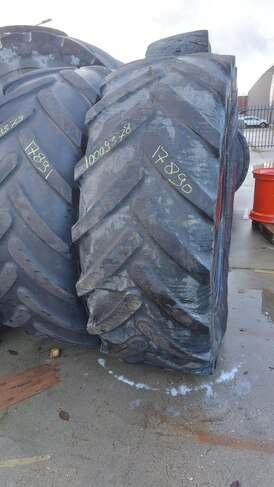650/65R42 USED MICHELIN MULTIBIB 158D TL H17890 DOT4813, 22%