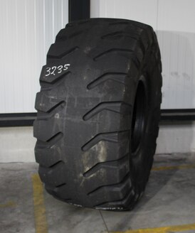 26.5R25 USED MICHELIN X MINE D2 ** L-5 TL 31MM 34% REGROOVED + 10 REP 3235