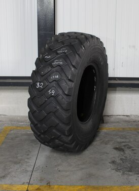 17.5R25 USED MICHELIN XTL A * TL 11MM 39% 2 REP + COSM REP 3249