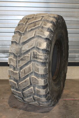 23.5R25 USED GOODYEAR TL-3A+ TL 35MM 83% NO REP A12648