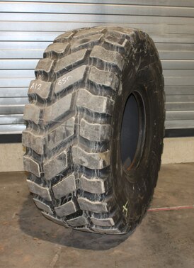 23.5R25 USED GOODYEAR TL-3A+ TL 38MM 90% NO REP A12650