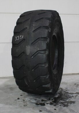 23.5R25 USED MICHELIN X MINE D2 A2 *** L-5 TL 20MM 24% REGROOVED + COSM REP 3351