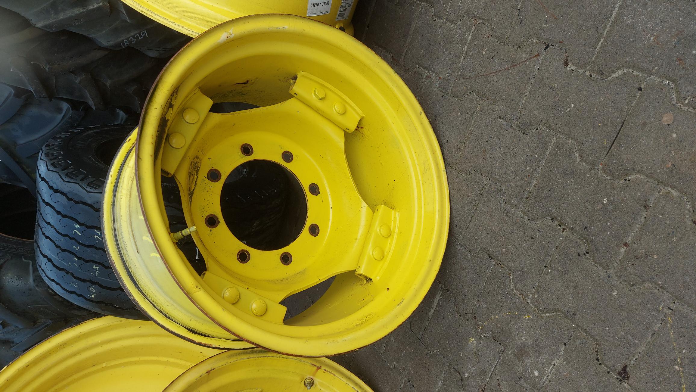 15-24-wheel-used-jd-yellow-221-275-8-20-et-v7990-verstelbaar-4x2-heuver