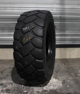 20.5R25 USED GOODYEAR RT-3B * L-3 TL 15MM 46% REGROOVED + COSM REP 3441