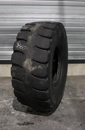 20.5R25 USED GOODYEAR RL-5K 193A2 ** L-5 TL 24MM 33% 1 REP + COSM REP 3460