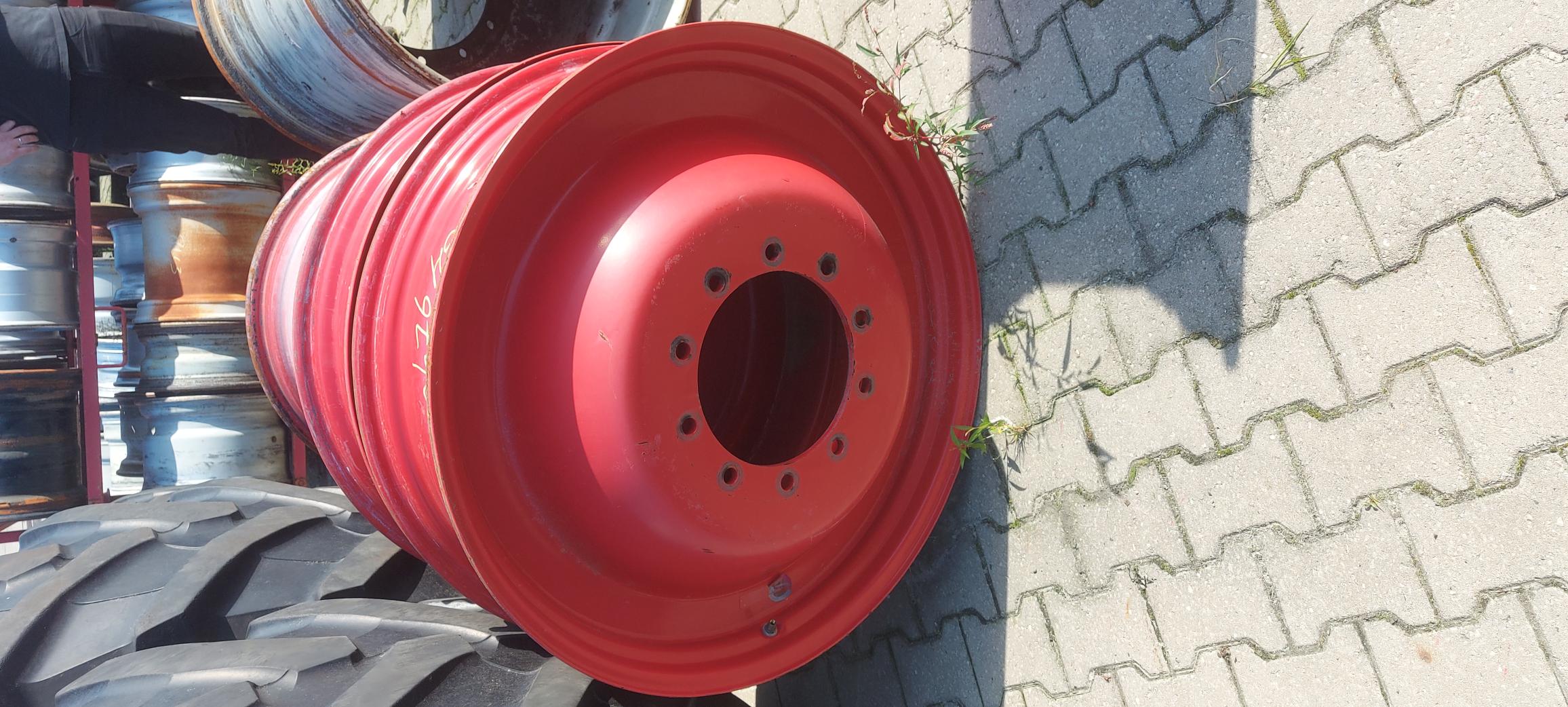 10-36 WHEEL USED FENDT RED 281-335-10 Ø24 ET180 V8676 VAST 2 KANTEN ...
